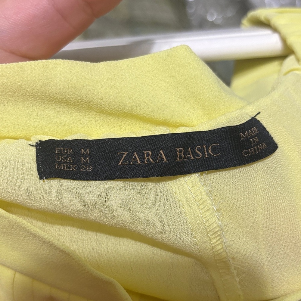 Zara Neon Yellow Wide-Leg Pleated Jumpsuit Pants - Picture 4 of 5